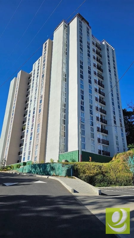 Apartamento en Venta Edif. Ami zona 10 Mixco - 1