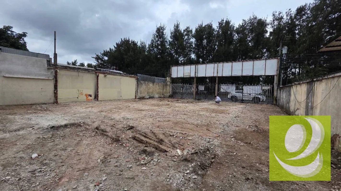 RENTO TERRENO COMERCIAL SOBRE BOULEVARD VISTA HERMOSA ZONA 15 - 1