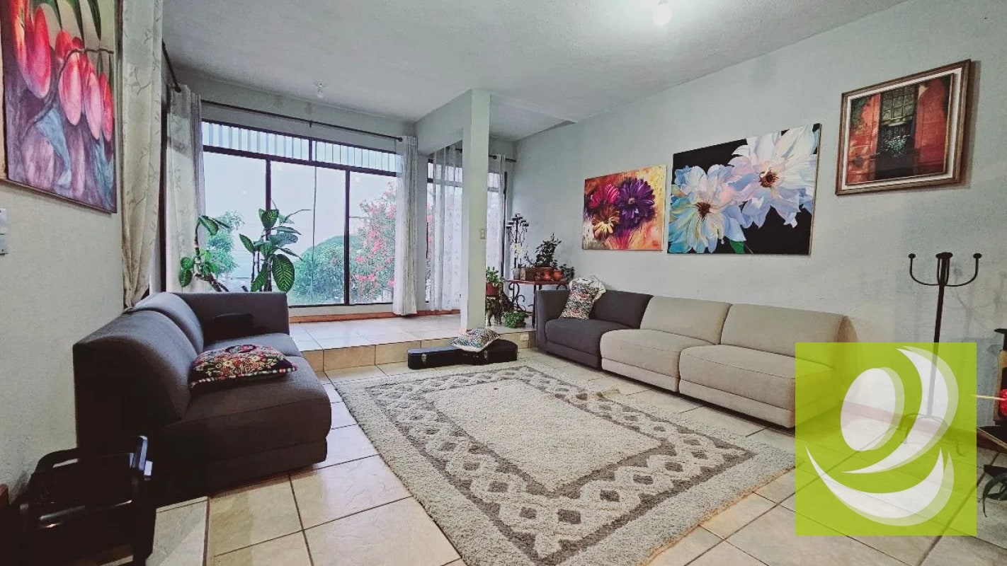 Casa Con Terreno en Venta en Balcones de San Cristobal - 12