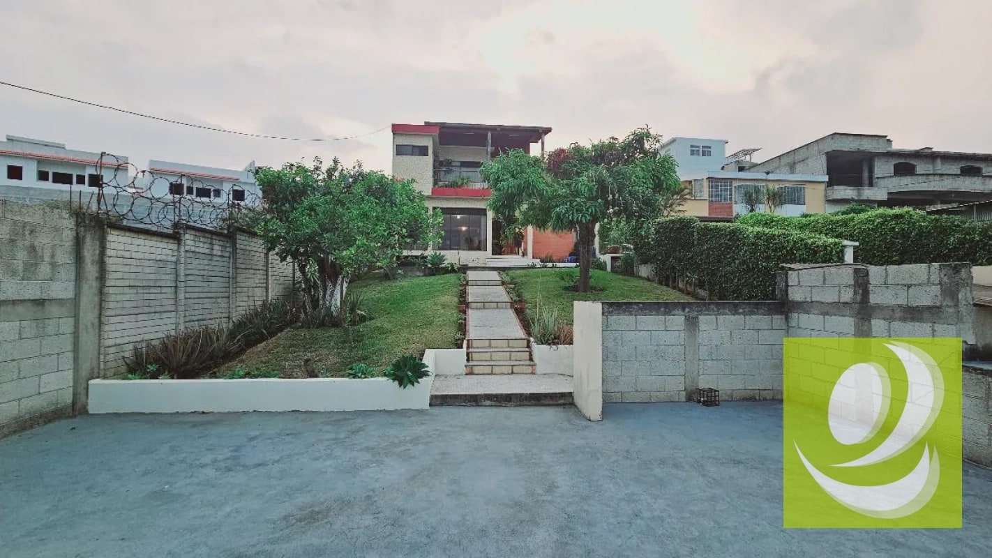 Casa Con Terreno en Venta en Balcones de San Cristobal - 6
