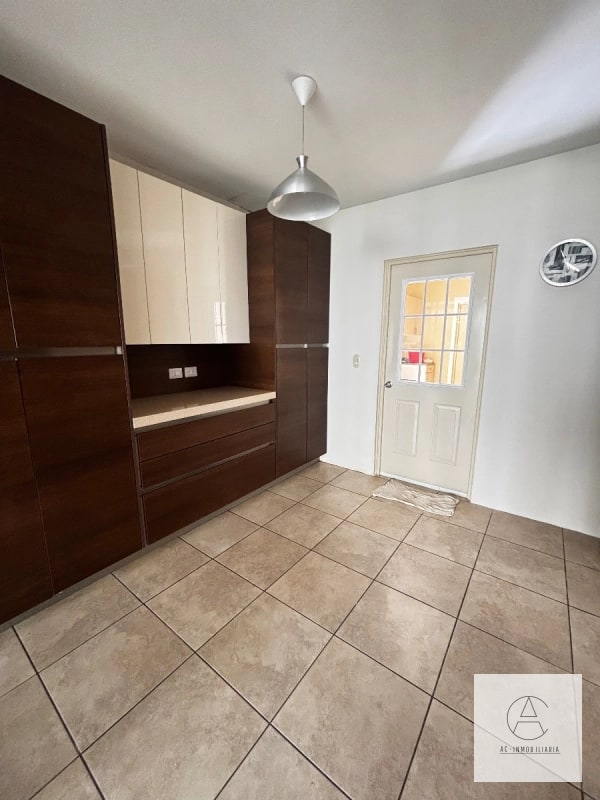 Linda casa en venta en Portal del Bosque 1 — Casa en Venta en Portal del Bosque, Carretera a El Salvador, Guatemala, Ciudad — foto 11 de 16