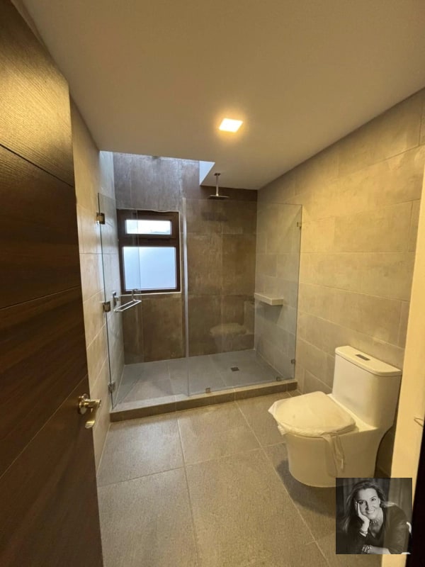 Exclusivo Proyecto de casas modernas en venta en zona 15 - 14