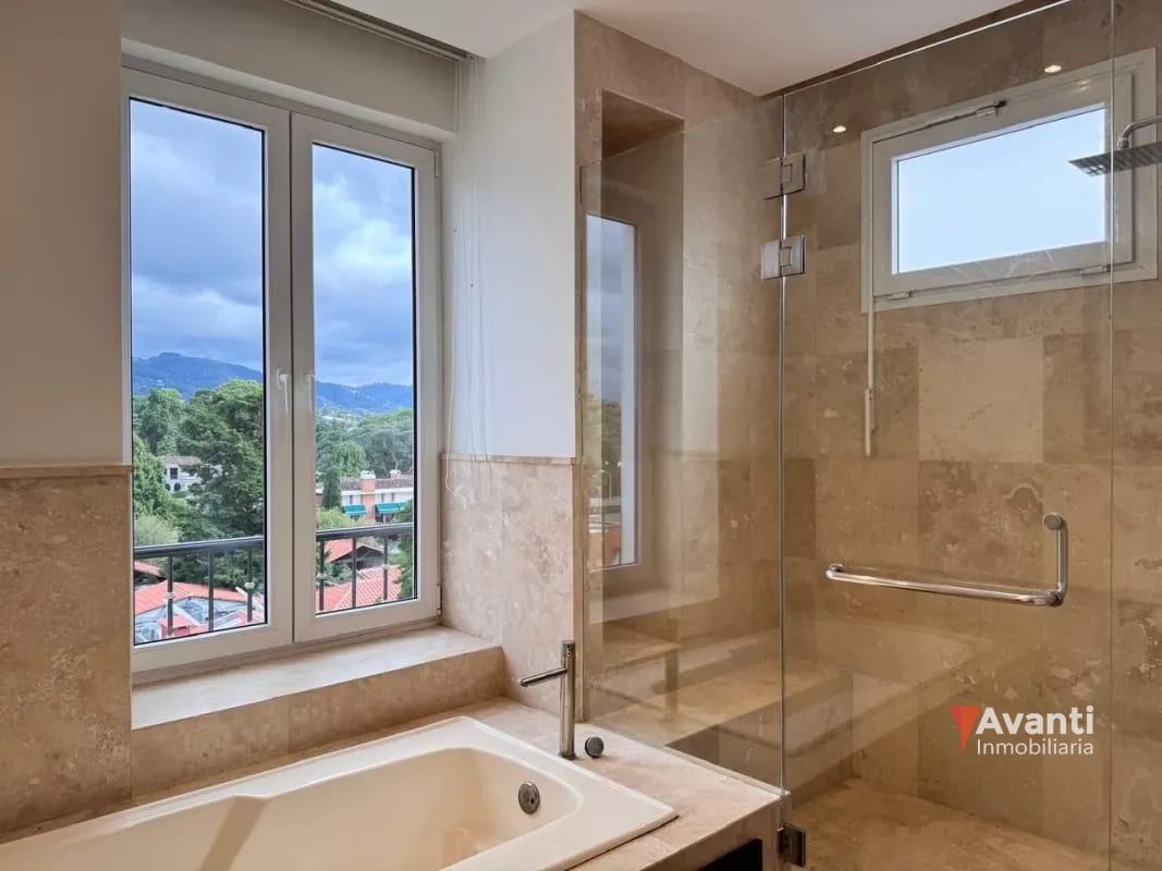 ALQUILER APARTAMENTO ZONA 14, DOS NIVELES — Apartamento en Alquiler en Zona 14, Guatemala, Ciudad — foto 7 de 17