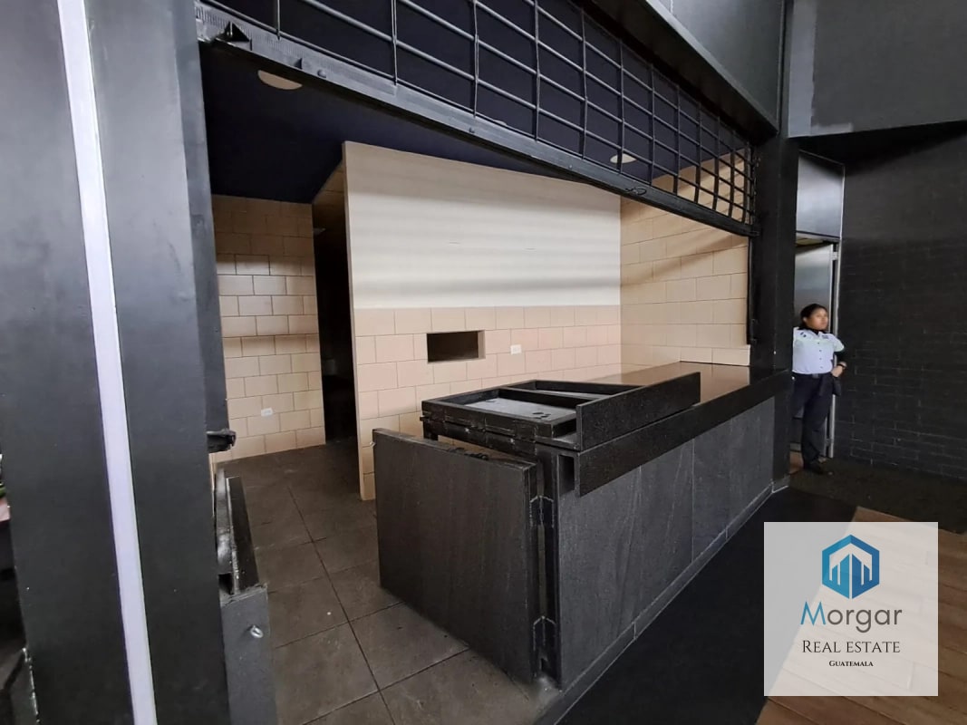 Local en renta en zona 10 foodcourt - 7