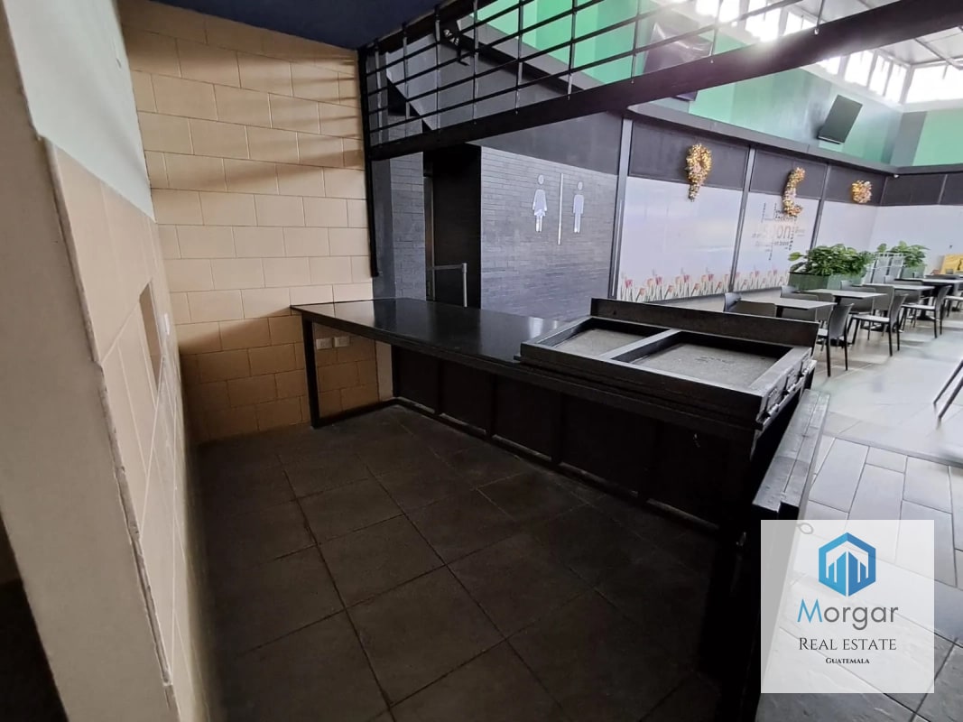 Local en renta en zona 10 foodcourt - 2