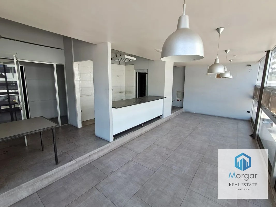 Local en alquiler zona 10, 3 niveles - 8