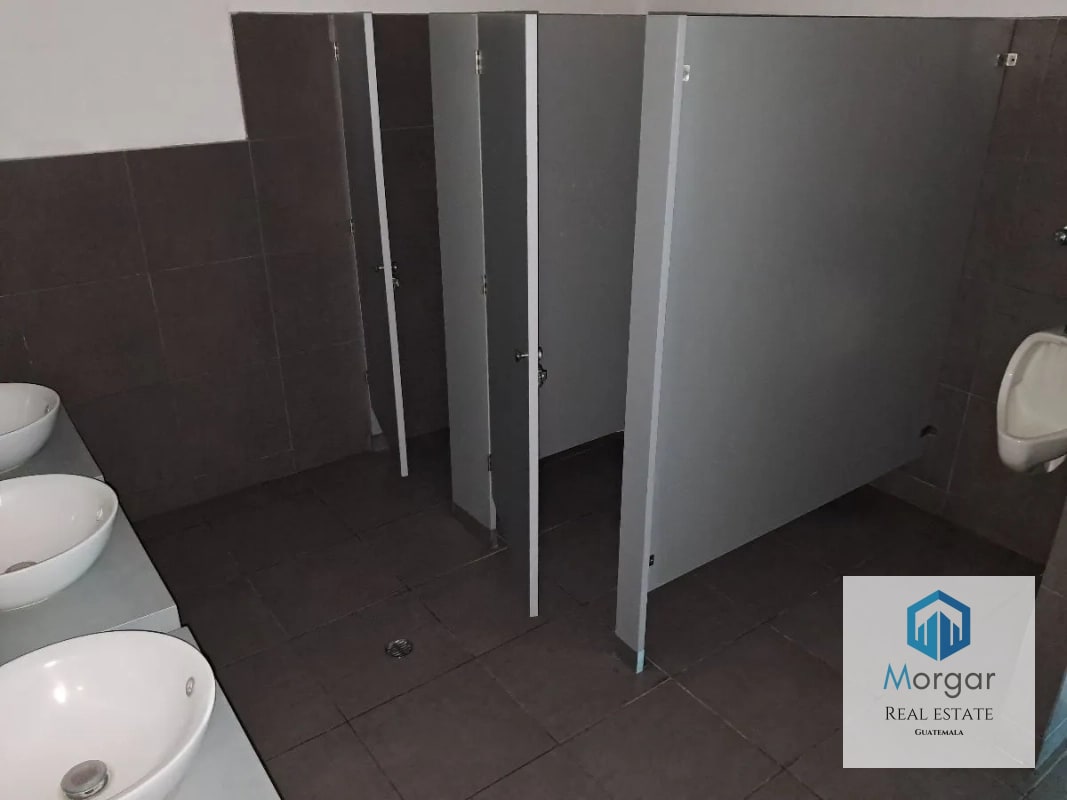 Oficina en renta en zona 9 de 500mt2 - 7