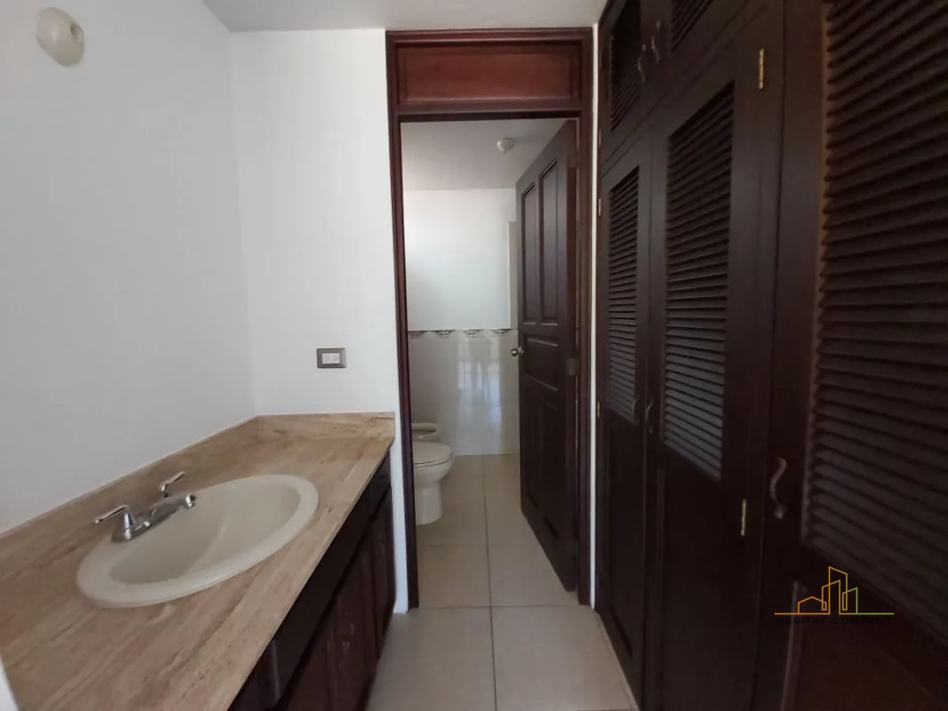 Casa en Renta Km 16 CES, Calle de Olmeca-Condominio Santa Mónica, Fraijanes - 5