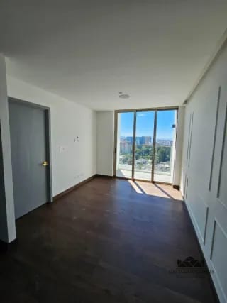 APARTAMENTOS EN VENTA ZONA 10 — Apartamento en Venta en Zona 10, Guatemala, Ciudad — miniatura 1 de 9
