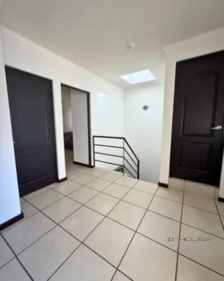 CASA EN VENTA EN CARRETERA A EL SALVADOR, KM 26 — Casa en Venta en Carretera a El Salvador, Guatemala, Ciudad — miniatura 13 de 14