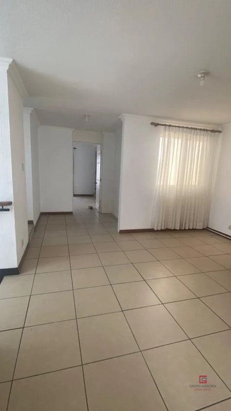 Hermosa casa en venta en Jardines de San Cristóbal zona 8 de Mixco - 5