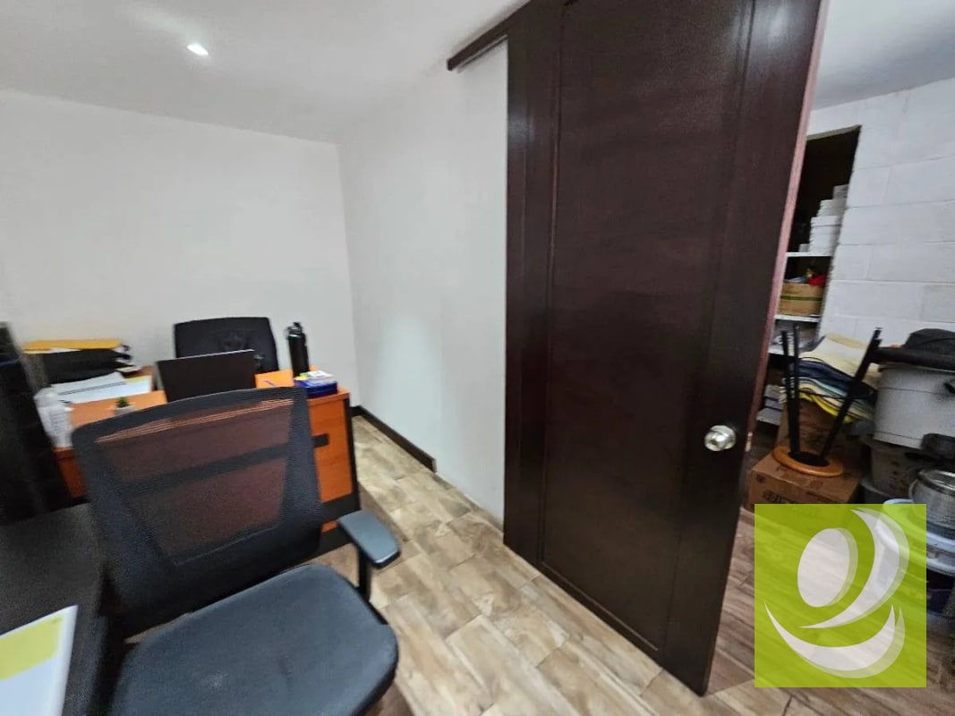 Rento Terreno Comercial en zona 5 - 3
