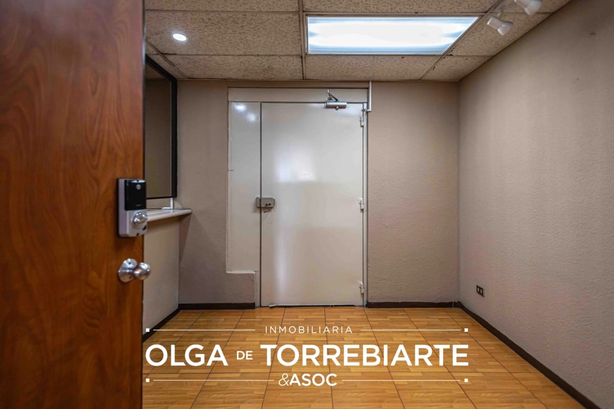 Oficina en Reforma Montufar, Zona 10 — Oficina en Alquiler en Zona 9, Guatemala, Ciudad — foto 16 de 17