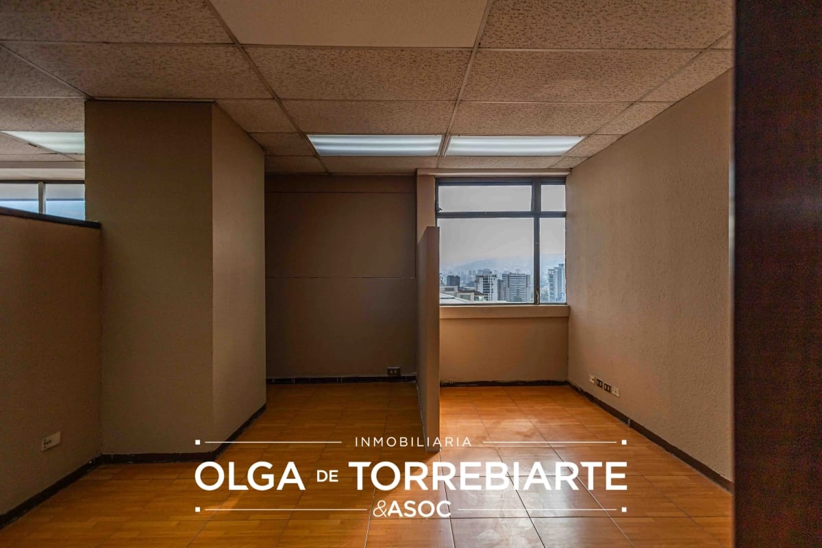 Oficina en Reforma Montufar, Zona 10 — Oficina en Alquiler en Zona 9, Guatemala, Ciudad — foto 17 de 17