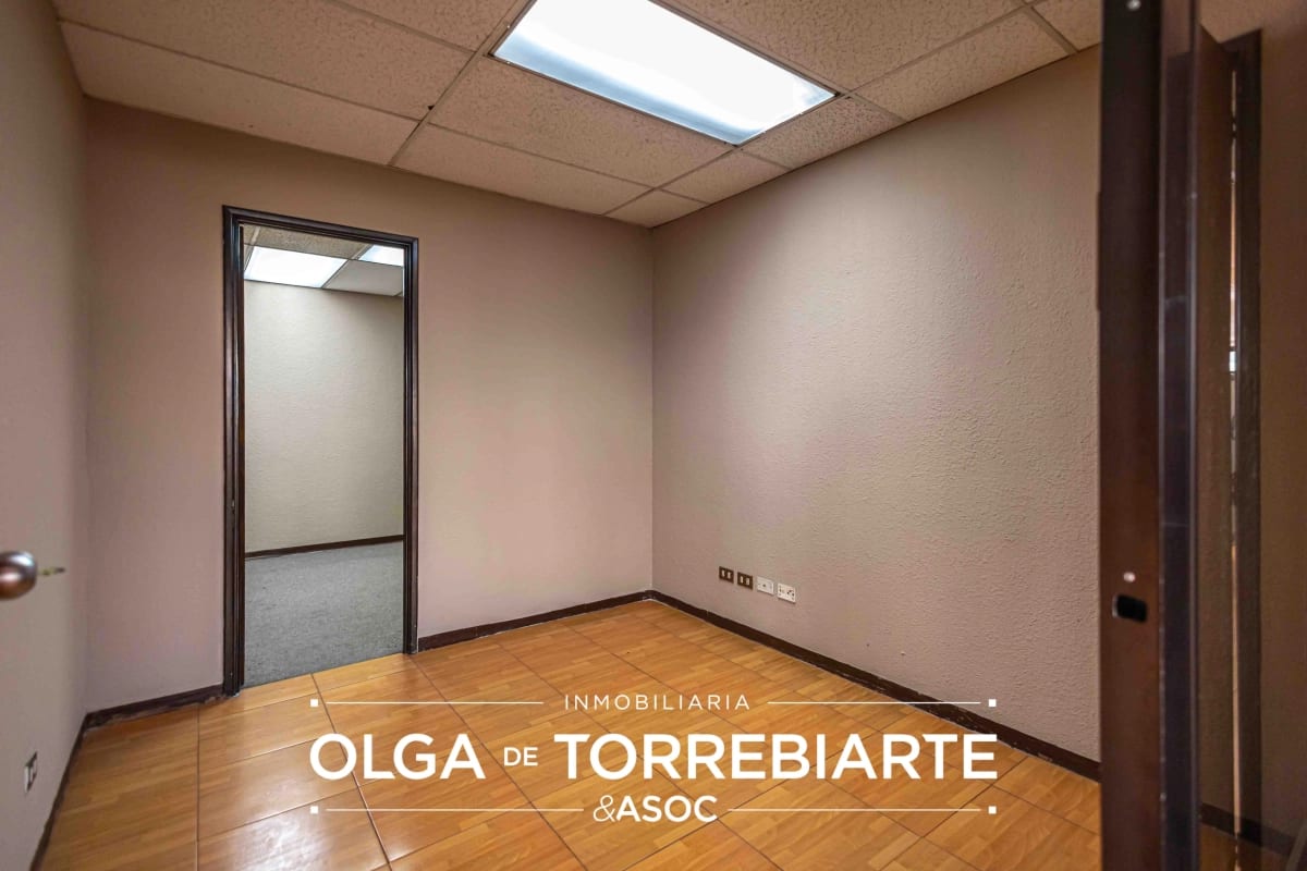 Oficina en Reforma Montufar, Zona 10 — Oficina en Alquiler en Zona 9, Guatemala, Ciudad — foto 5 de 17