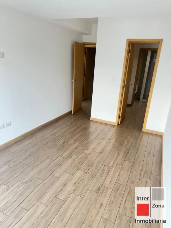 Venta de apartamento de dos habitaciones, Zona 10 - 2