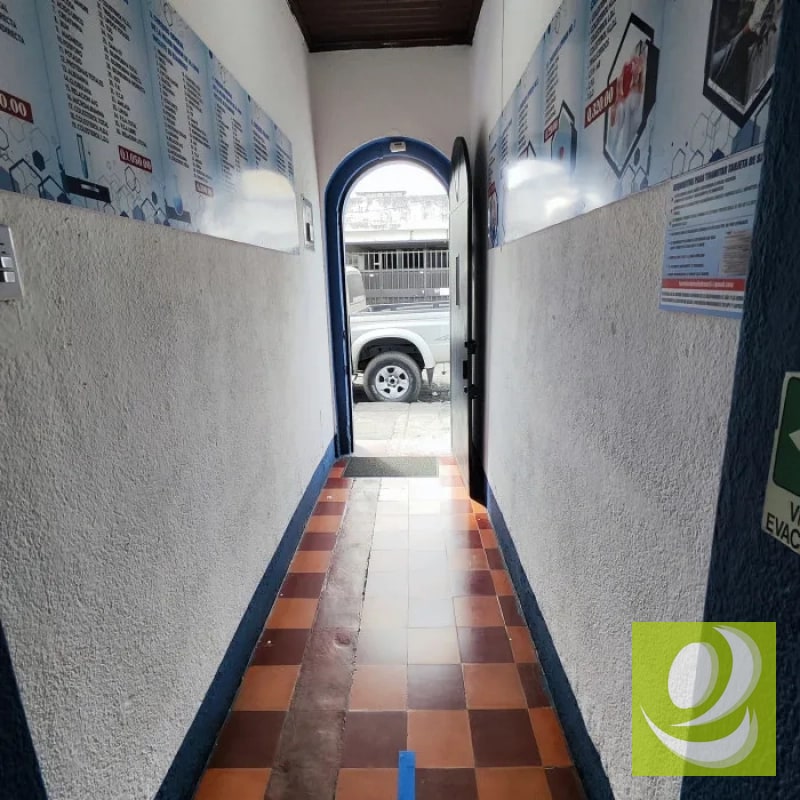 VENDO CASA PARA INVERSION EN ZONA 5 - 6