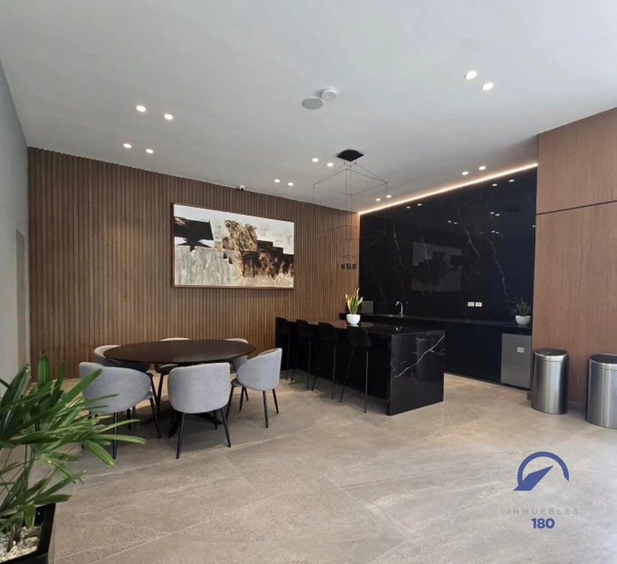 Apartamento en venta en Parque 14, zona 14, Ciudad de Guatemala - 1