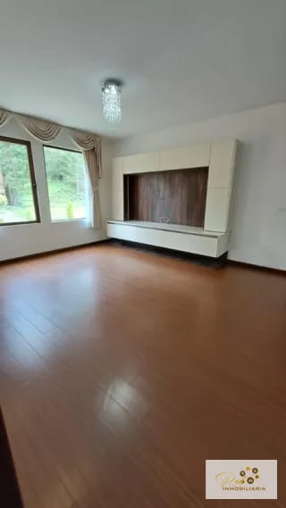🏡 RENTA CASA EN CONDOMINIO PUERTA GRANDE,  Km.14.1  CAES. — Casa en Alquiler en Carretera a El Salvador, Guatemala, Ciudad — miniatura 8 de 15