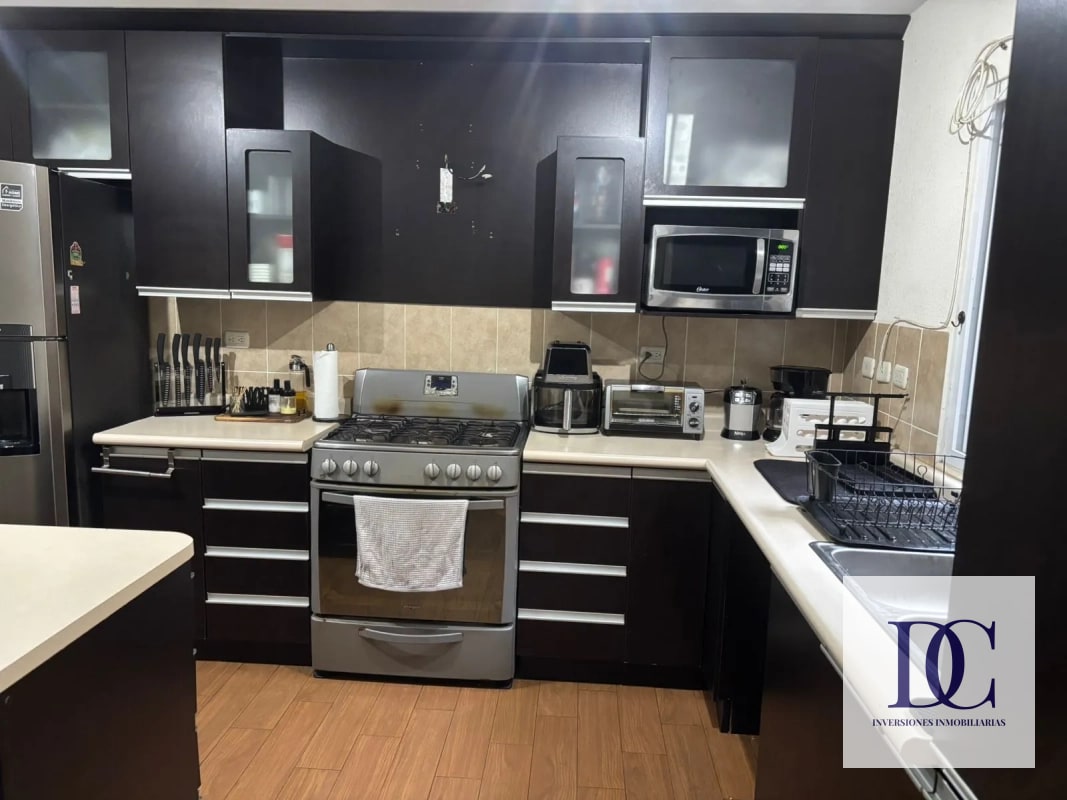 CASA EN VENTA CONDOMINIO BOSQUES DE ARRAZOLA - 7