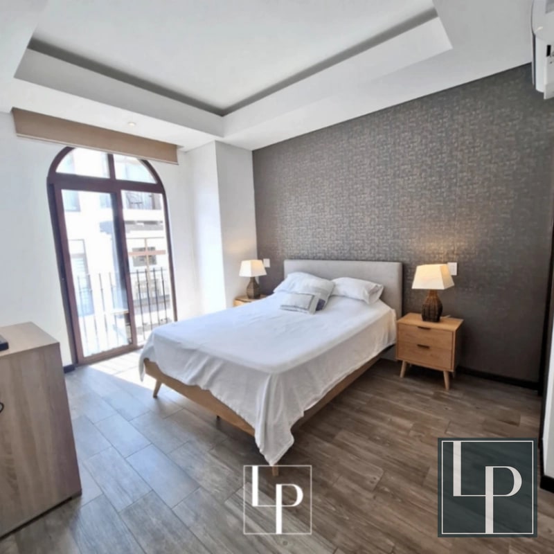 Apartamento en venta en Lirios de Cayalá (2 parqueos + bodega)) - 6