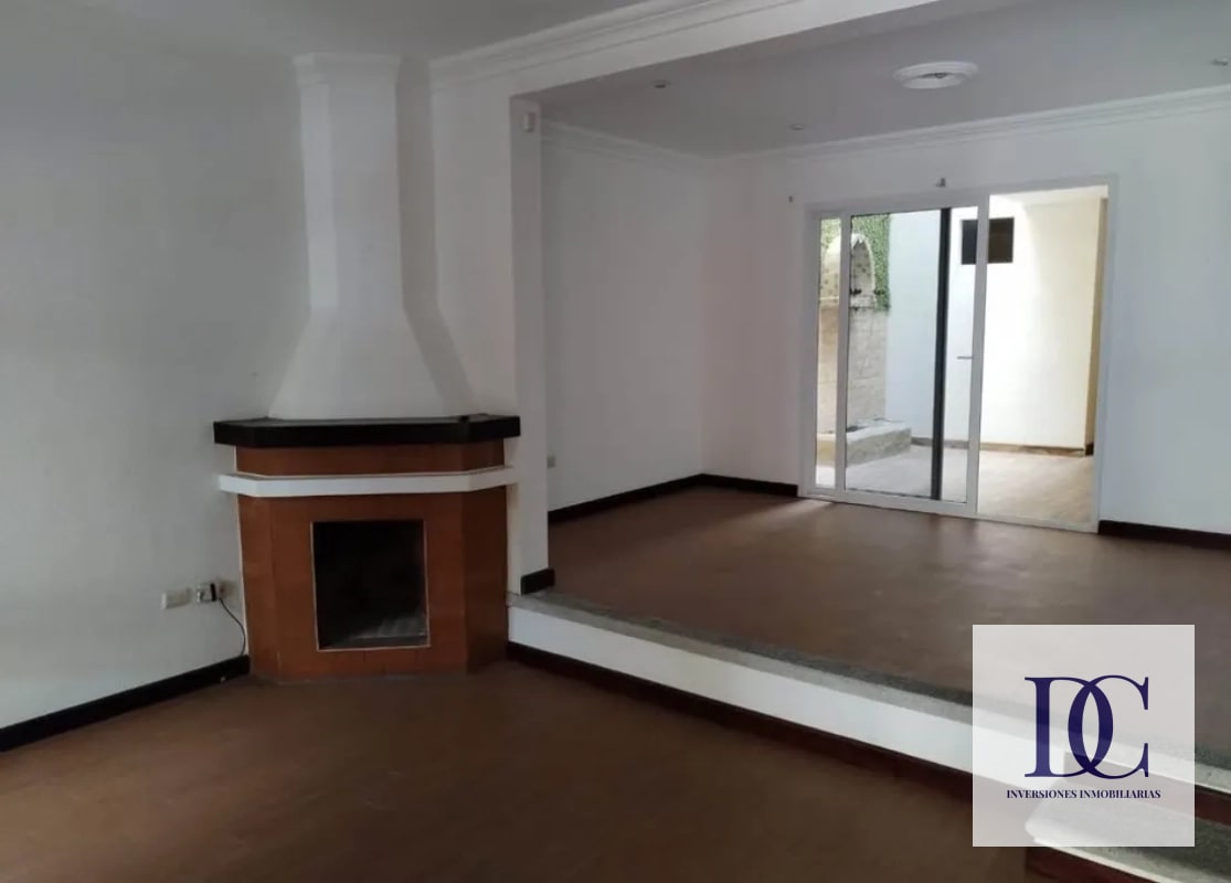 CASA EN VENTA CONDOMINIO BOSQUES DE ARRAZOLA, FHA - 5