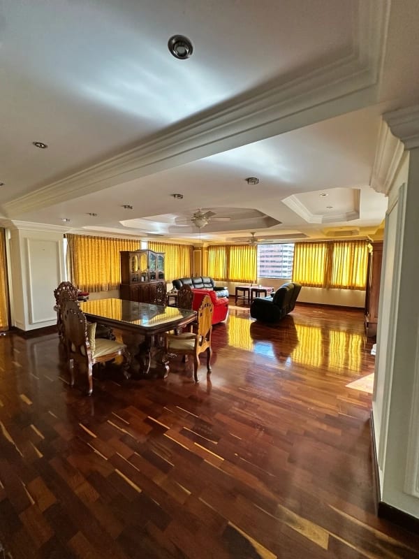 Apartamento en venta, 6 habitaciones, Gaudí zona 14 — Apartamento en Venta en Gaudí, Zona 14, Guatemala, Ciudad — foto 1 de 8
