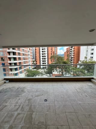 Apartamento en venta, 6 habitaciones, Gaudí zona 14 — Apartamento en Venta en Gaudí, Zona 14, Guatemala, Ciudad — miniatura 5 de 8