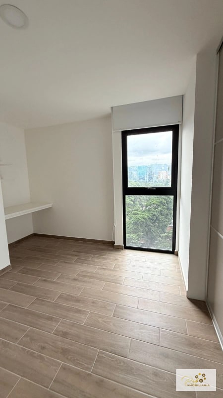 RENTA-APARTAMENTO NUEVO SEMI AMUEBLADO- EDIFICIO PARQUE 14 - 8