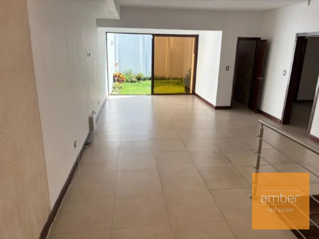 Casa en Cañadas de San Isidro, zona 16 - 12