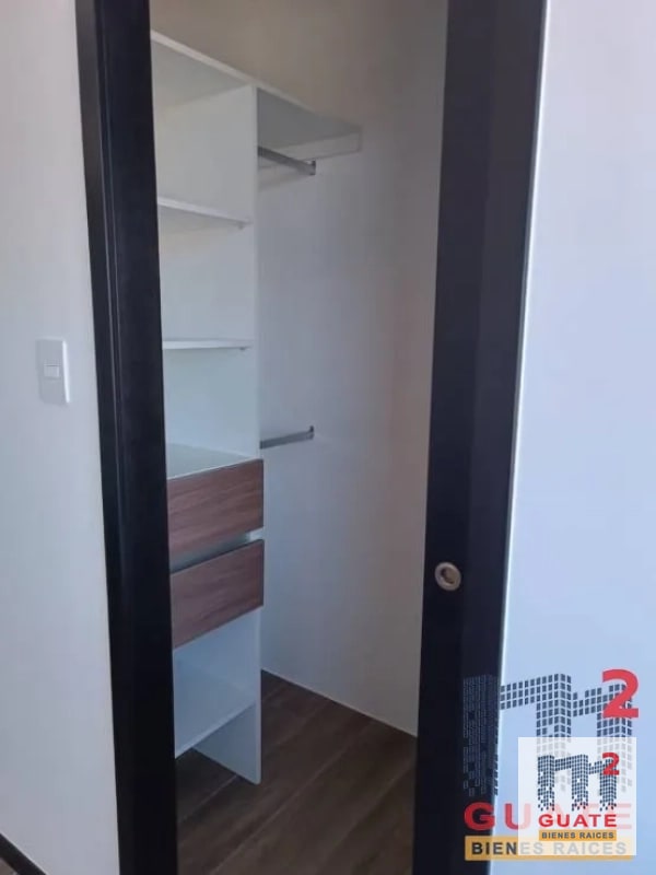 Apartamento en Venta, Zona 11 - 3