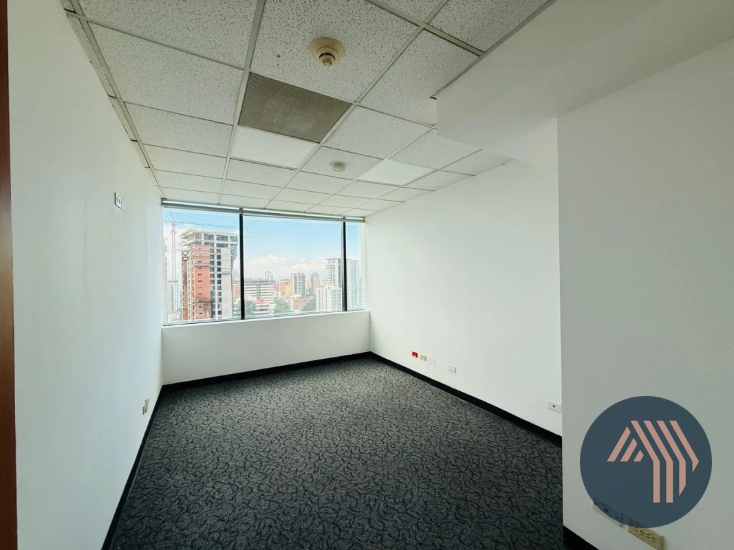 ALQUILER DE AMPLIA OFICINA 232.56MT2 - EUROPLAZA, ZONA 14 - 14