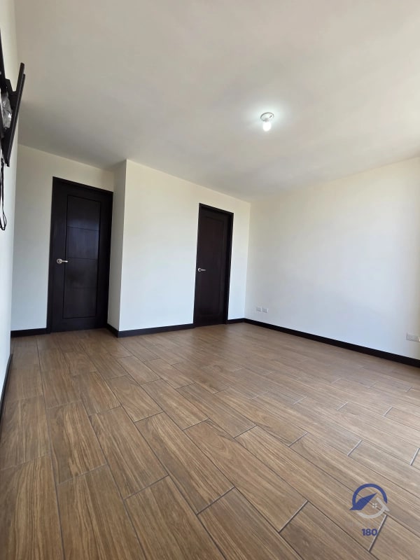 Apartamento en venta en Torre Praga, zona 15, Ciudad de Guatemala - 5