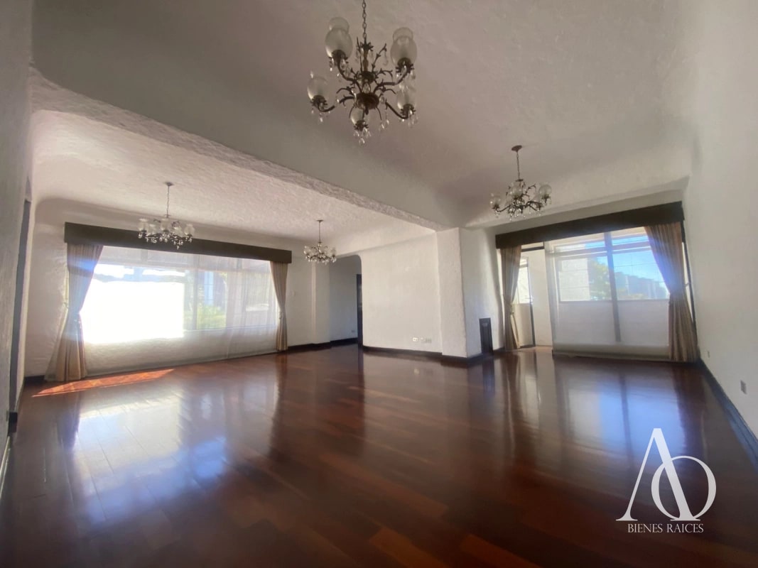 Apartamento en Alquiler Edificio El Boulevard, zona 15 VH2 N3 / EN DIRECTO b - 17