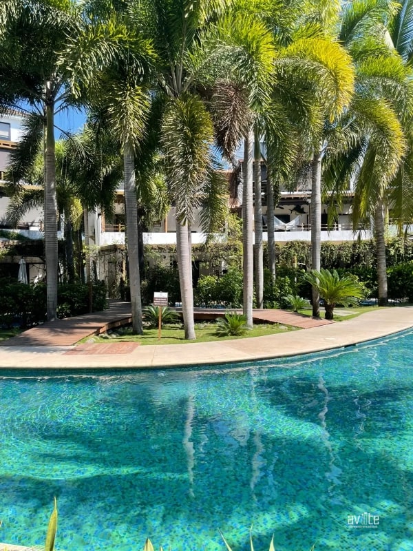 Villas Los cabos, Monterrico.      Amplio tipo villa ideal para inversionista. $220,000 - 5