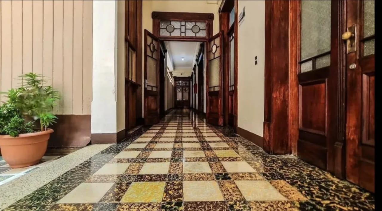 Centro Histórico, zona 1, 6ta ave. Cercana al Palacio Nacional — Casa en Venta en Zona 1, Guatemala, Ciudad — foto 2 de 15