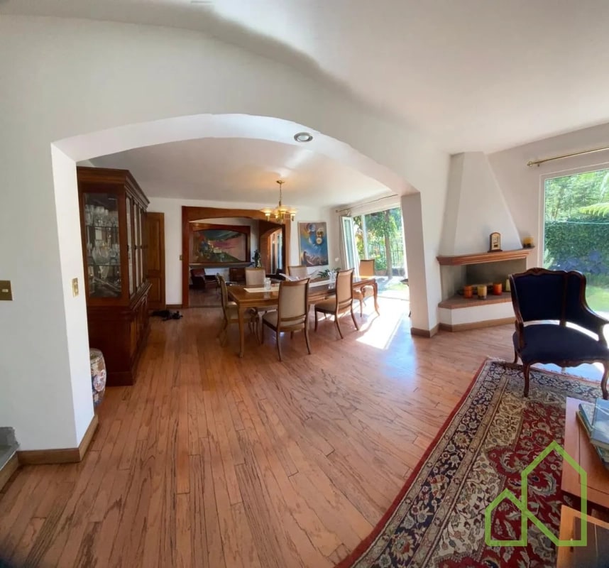 En Venta Linda Casa en Jardines de Vista Hermosa, VHII, zona 15 - 11