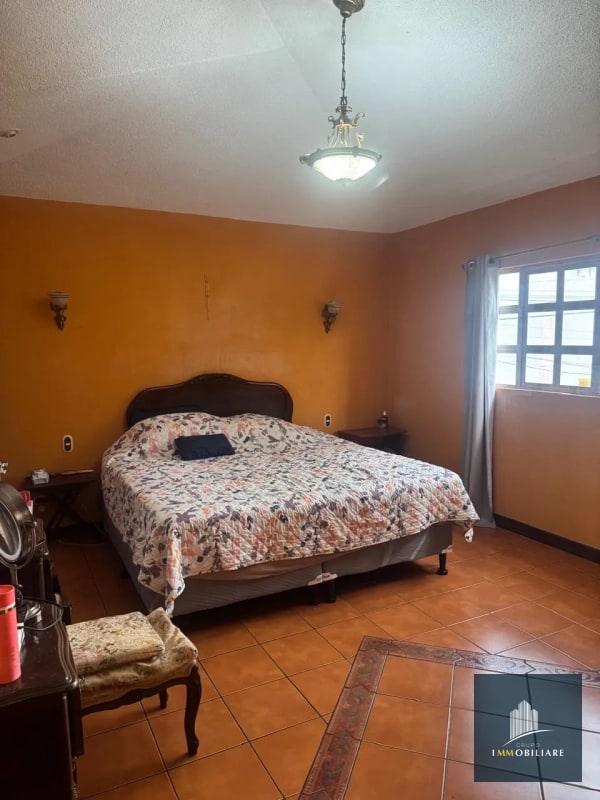 Casa en venta Montesano zona 16 - 5
