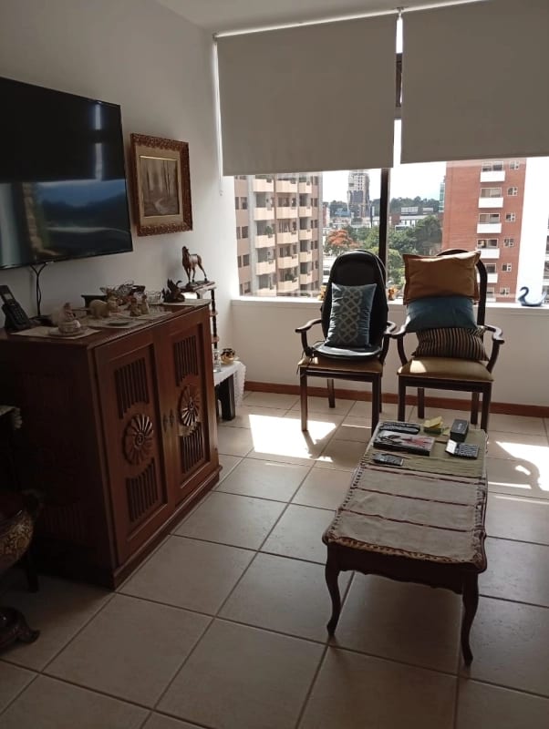 Apartamento en renta zona 10 — Apartamento en Alquiler en Zona 10, Guatemala, Ciudad — foto 16 de 17