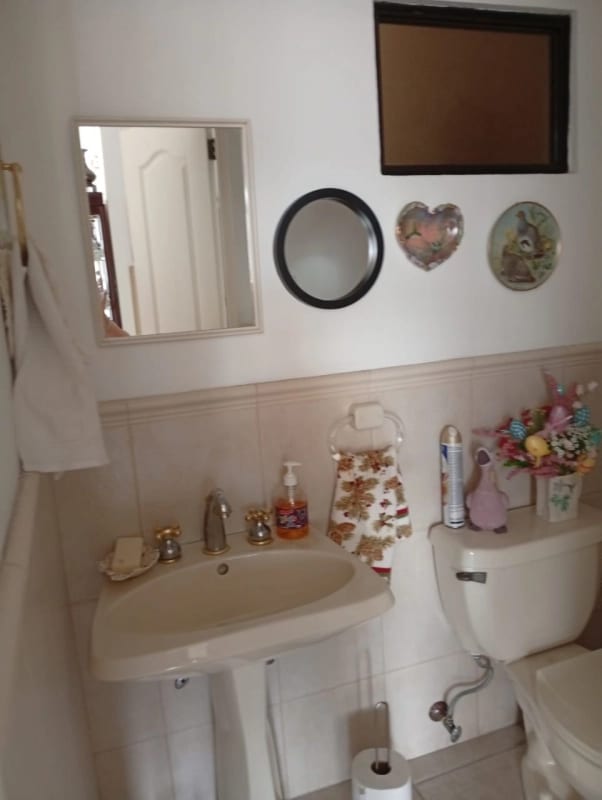 Apartamento en renta zona 10 — Apartamento en Alquiler en Zona 10, Guatemala, Ciudad — foto 4 de 17