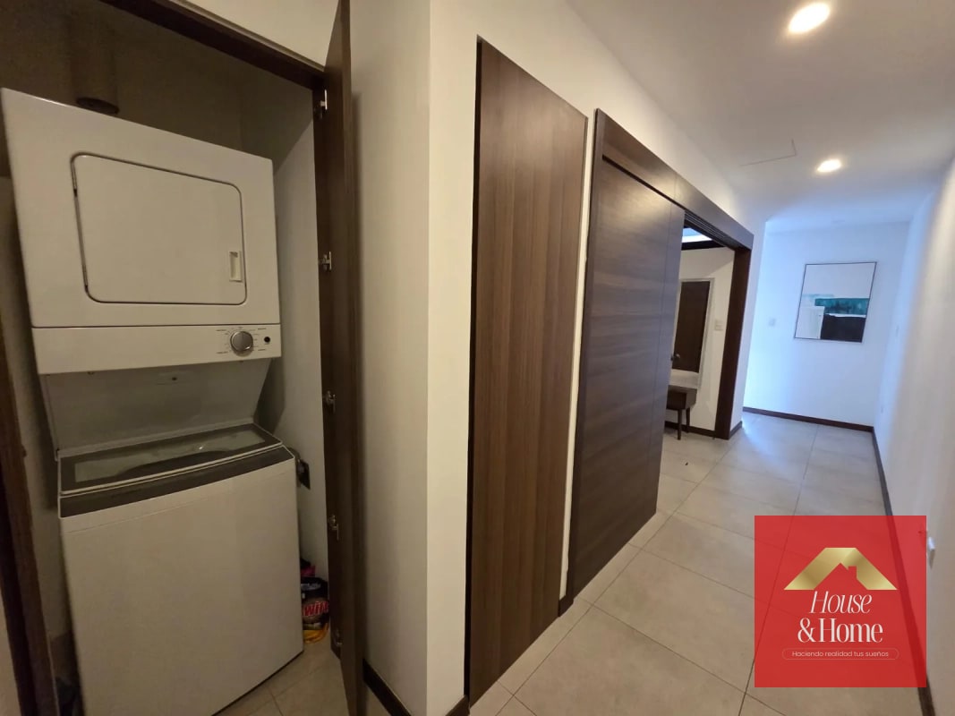 Apartamento en venta zona 10- 1 hab - 9