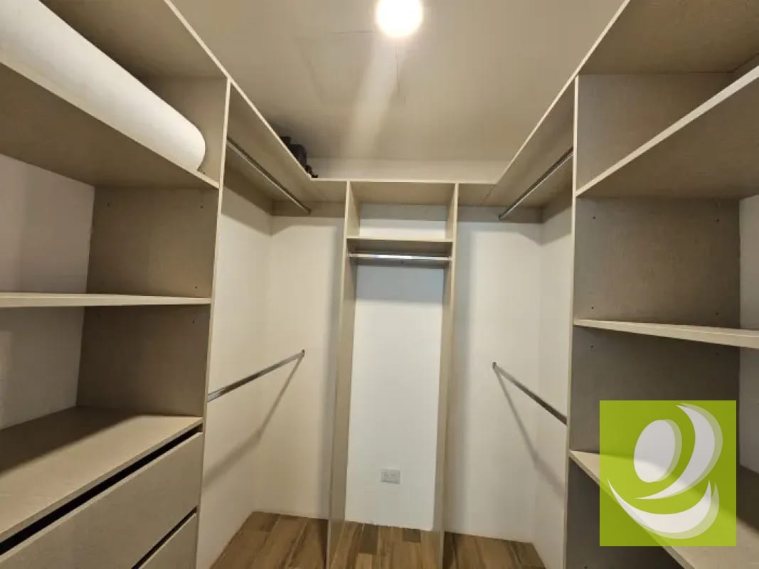 Vendo Apto en Zona 11 Periferico Roosevelt Ag Batres — Apartamento en Venta en Zona 11, Guatemala, Ciudad — foto 8 de 13