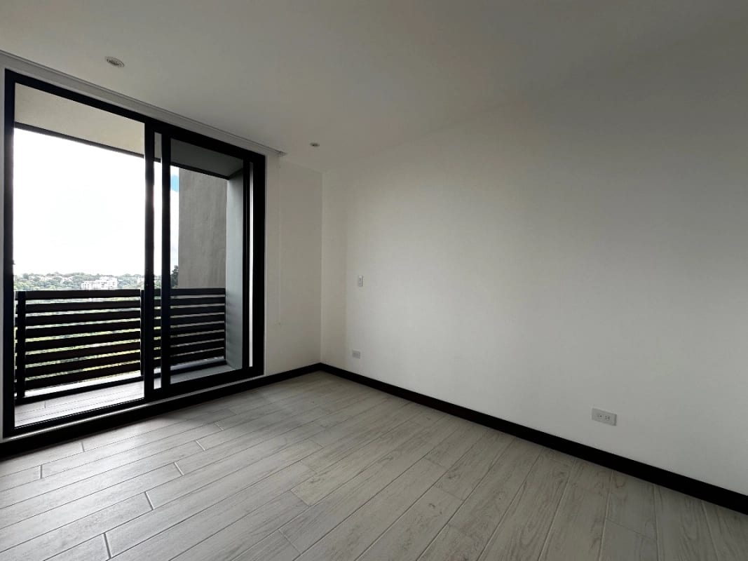 Apartamento en alquiler Residencias Spazio Zona 15 — Apartamento en Alquiler en Spazio, Zona 15, Guatemala, Ciudad — foto 13 de 16