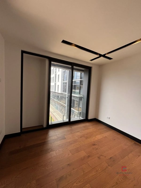 Moderno apartamento en venta en Villa Mariscal zona 11 - 8