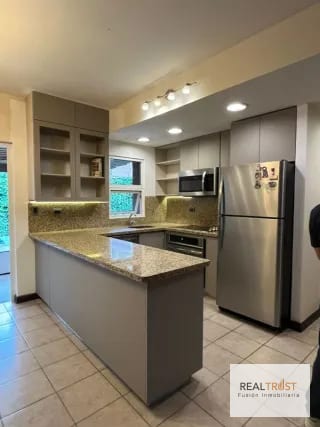 Apartamento en renta ENTRELUCES Carr a Puerta Parada — Apartamento en Alquiler en Entreluces, Carretera a El Salvador, Guatemala, Ciudad — miniatura 1 de 6