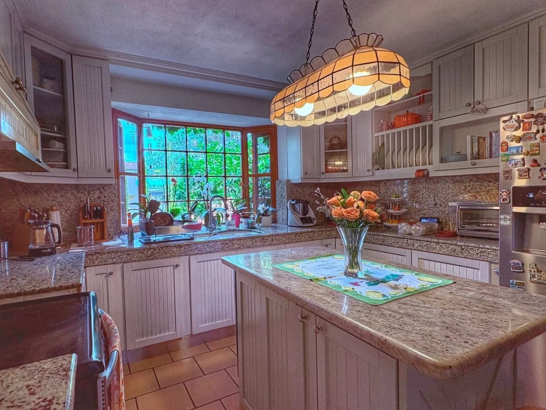 HERMOSA CASA EN RESIDENCIALES LA CRUZ — Casa en Venta en Santa Catarina Pinula, Guatemala, Ciudad — foto 7 de 11