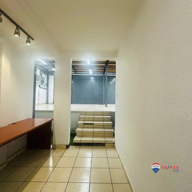 ZONA 9, CASA IDEAL PARA COMERCIO - 5
