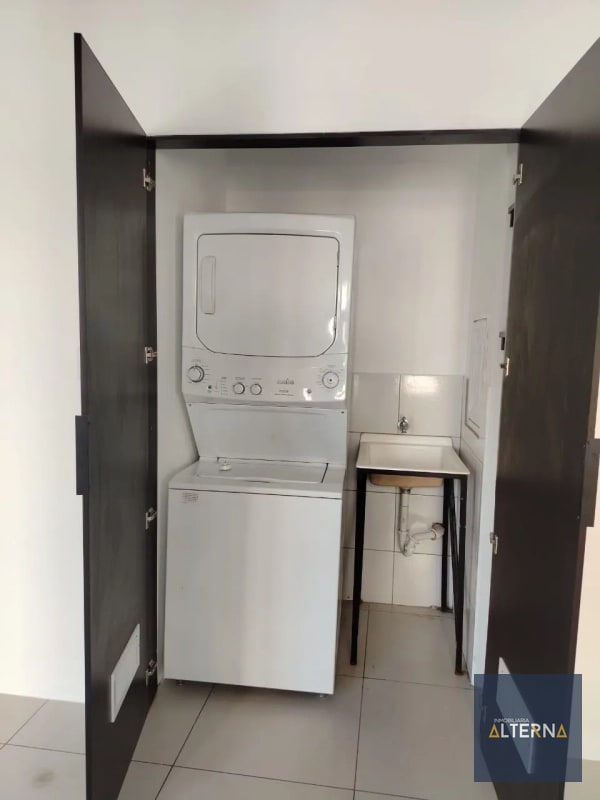 Bonito Apartamento en Renta en zona 4 - 4