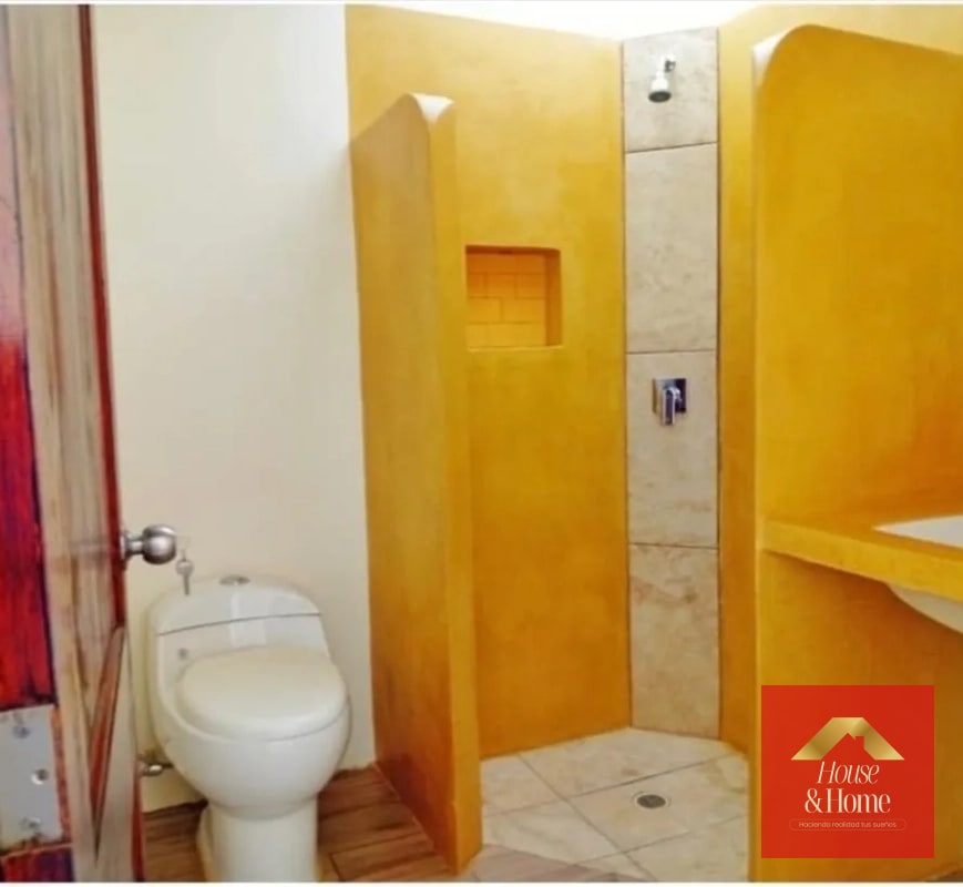 casa en venta Santiago Sacatepéquez - 2