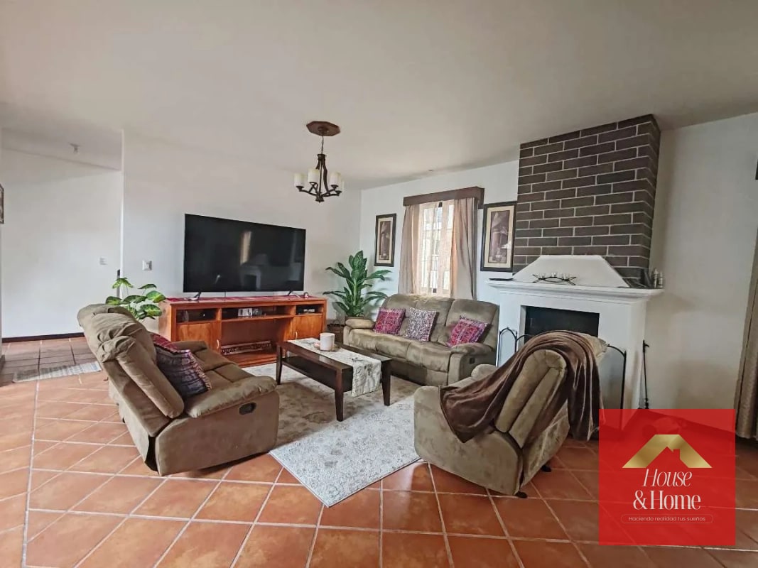Renta de casa amueblada - 13